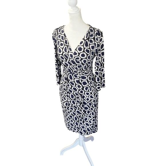 DVF Diane von Furstenberg New Julian Two Wrap Dress Sz 2 Silk Geometric Print - Picture 4 of 10